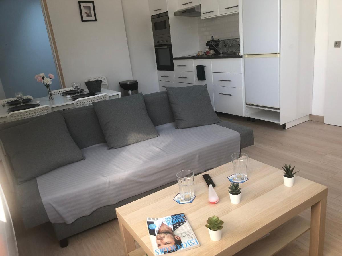 Appartement Paisible Proche Centre Ville Bron Esterno foto